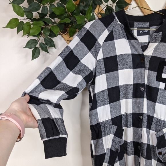Do+Be Plaid Varsity Buffalo Plaid Shacket Sweater Coat - Picture 4 of 10